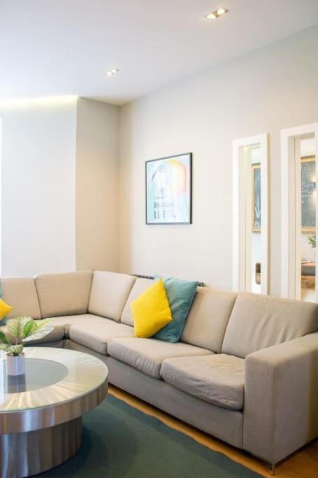 Edge14- Spacious, Stylish And Near The Beach! 新码头 外观 照片