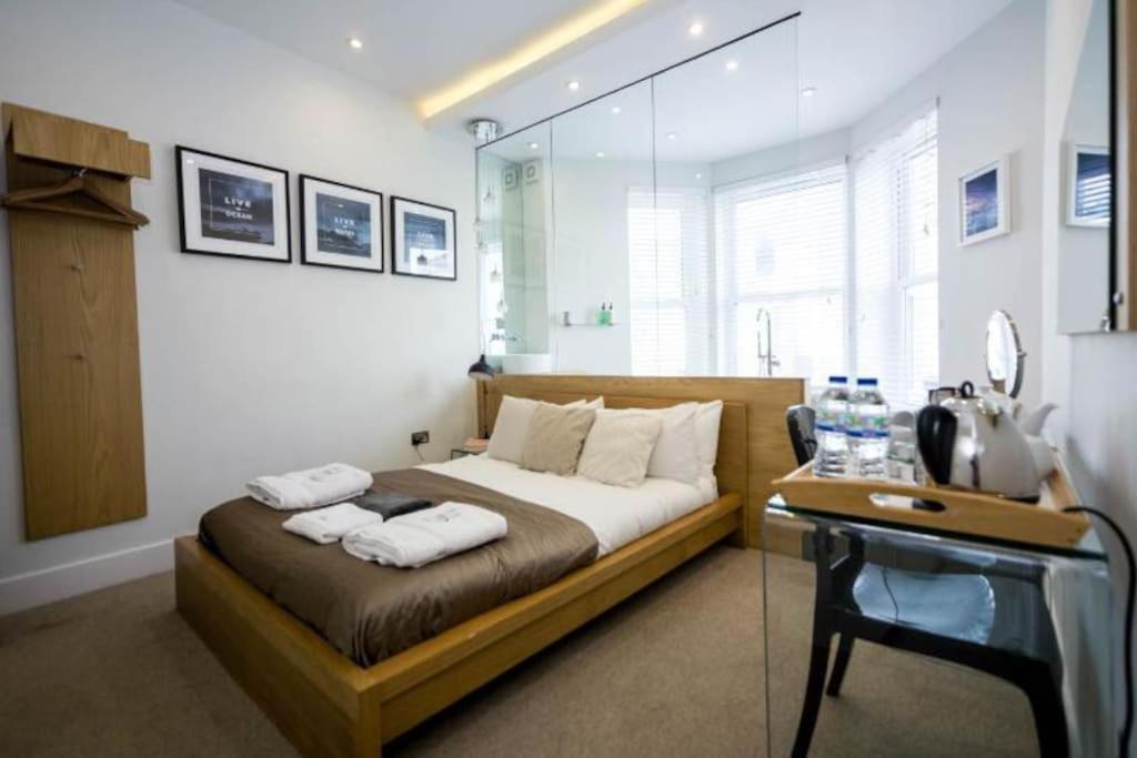 Edge14- Spacious, Stylish And Near The Beach! 新码头 外观 照片