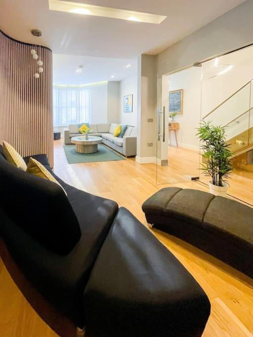 Edge14- Spacious, Stylish And Near The Beach! 新码头 外观 照片