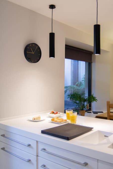 Edge14- Spacious, Stylish And Near The Beach! 新码头 外观 照片